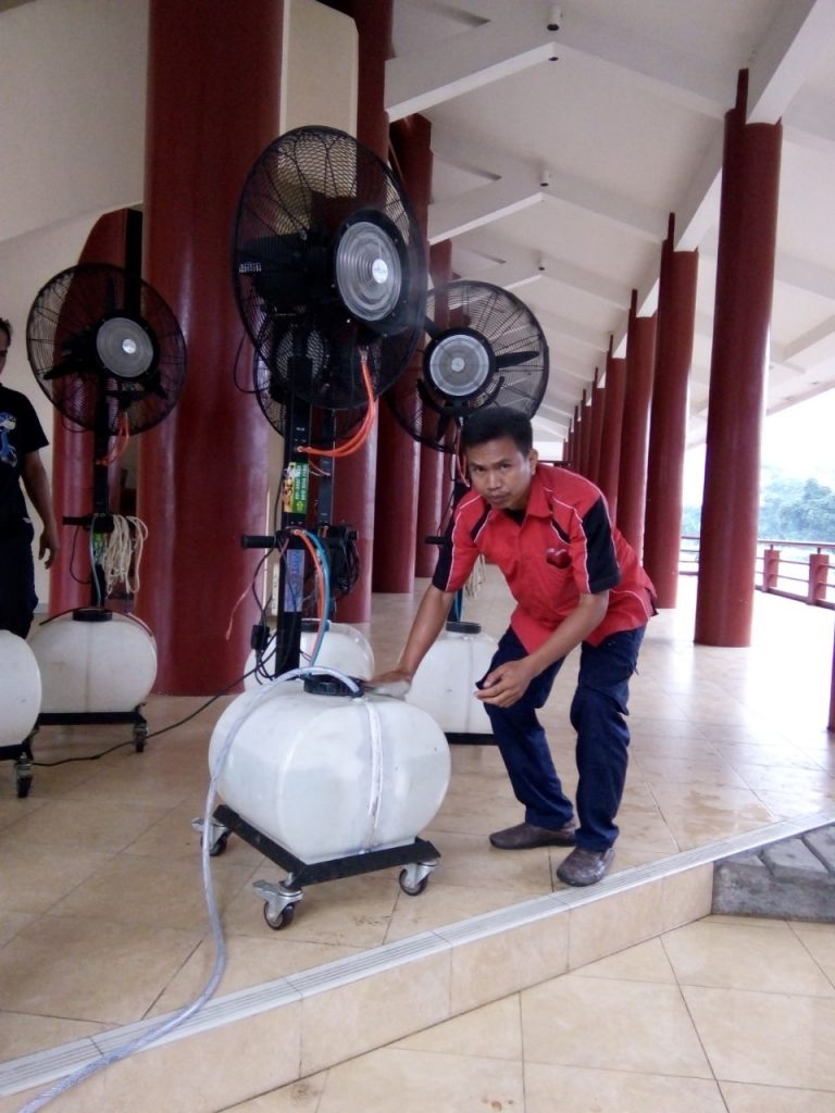 rental misty fan